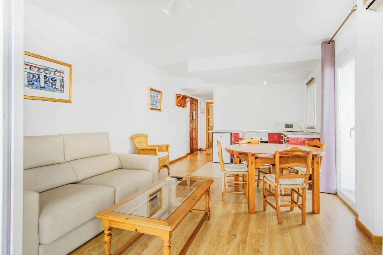 Aparthotel Duquesa Harbour Club
